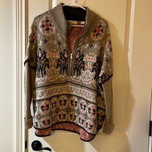 Anthropologie sleeping on snow sweater. Size m/l p